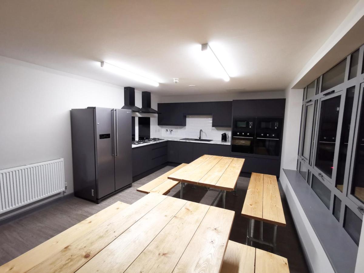 Hostel Cwtsh